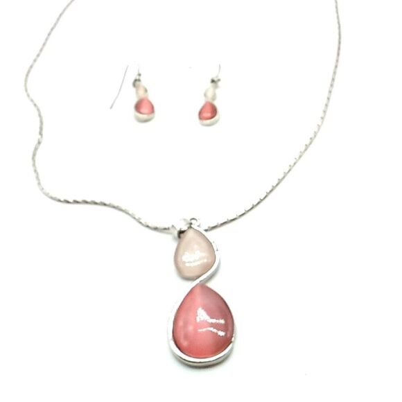 Infinity Pendant Simulated Gemstone Necklace & Earring Set Faux gemstone jewelry - Picture 12 of 15